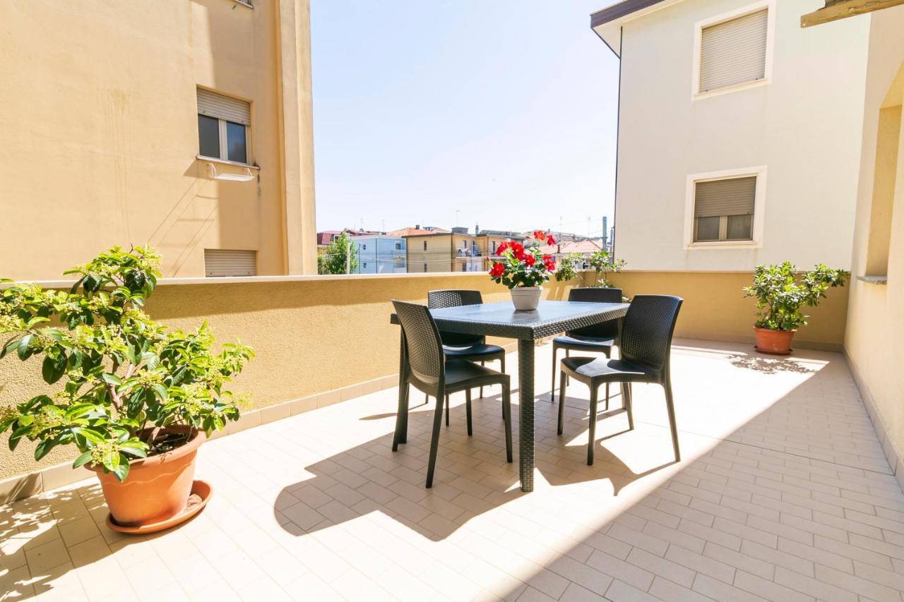 רימיני Residence Hotel Le Stelle מראה חיצוני תמונה