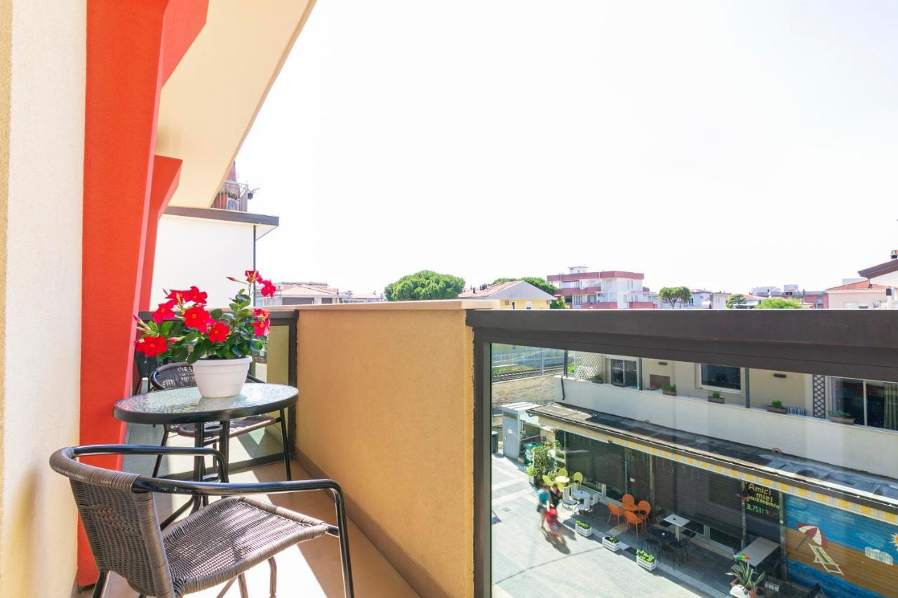 רימיני Residence Hotel Le Stelle מראה חיצוני תמונה